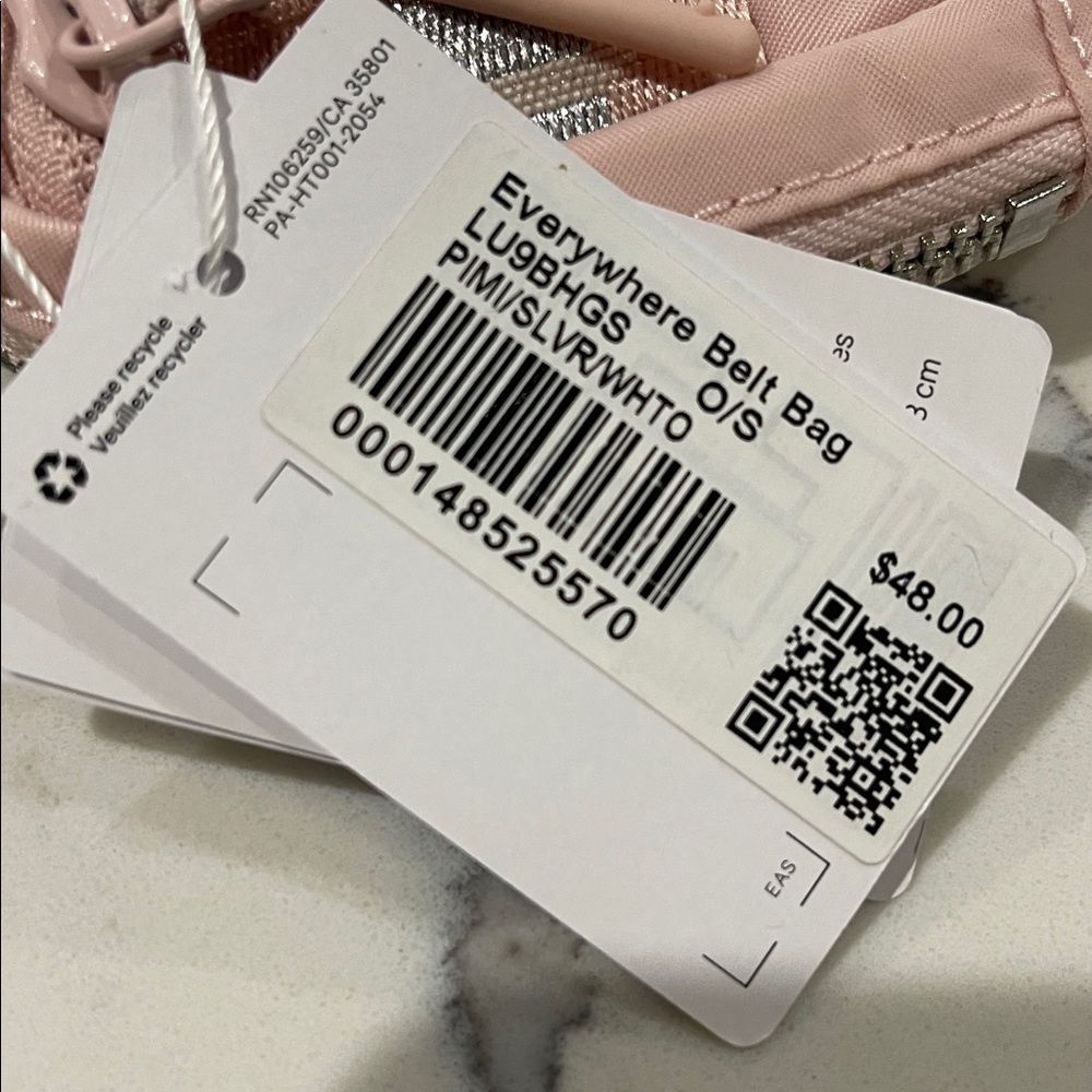 Lululemon Everywhere belt bag pink/ silver - Picture 4 of 4
